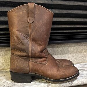 Dan Post Boots VTG Brown Leather Oil Resistant Soles Western Cowboy Boots Men 9D